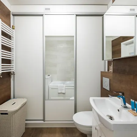 Appartement Solec Powisle Comfort By Bookinghost